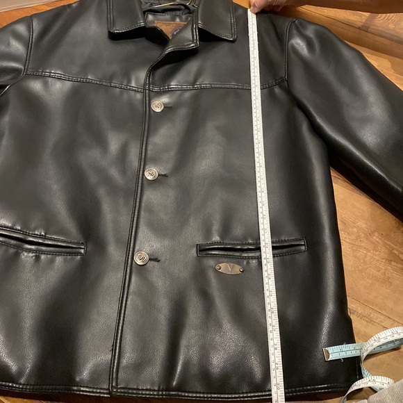 Vegan leather jacket - Picture 6 of 7